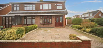 3 bed semi-detached house for sale