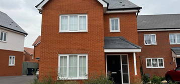 3 bedroom detached house to rent