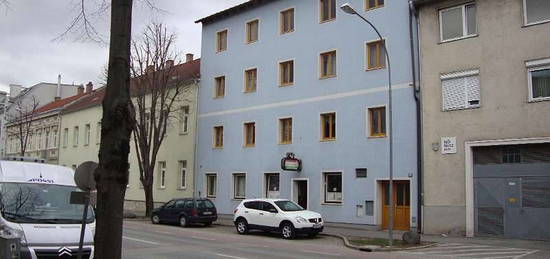 Wohnung in Wiener Neustadt bei Bahnhof zu vermieten