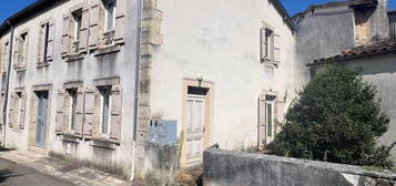 Maison  à vendre, 3 pièces, 2 chambres, 75 m²