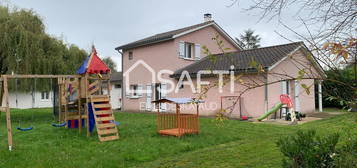 Grande Maison avec son double Garage