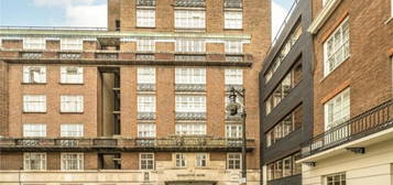 Flat to rent in Hertford Street, London W1J