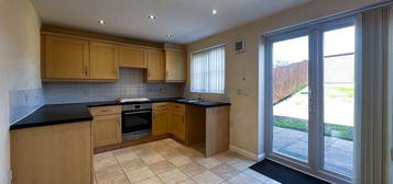 3 bed terraced house to rent