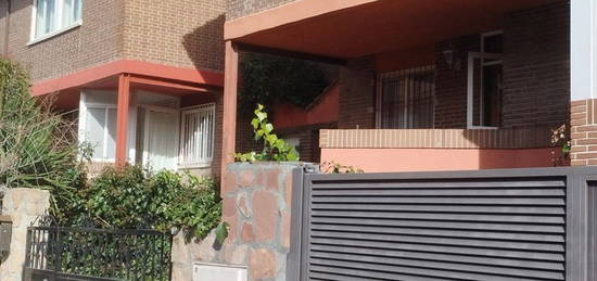 Chalet pareado en venta en calle Embarcadero, 2