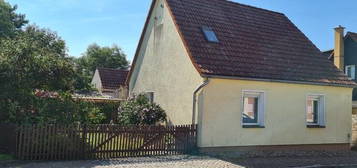 Einfamilienhaus mit Hof und Garten in Uetz, bei 39517 Tangerhütte