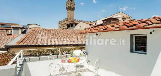 Appartamento piazza della Signoria, Signoria - Uffizi, Firenze