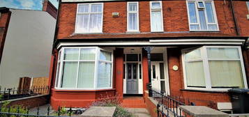 4 bed shared accommodation to rent