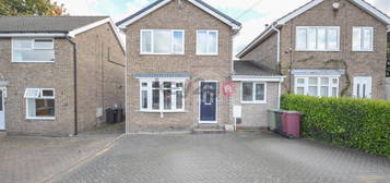 3 bed detached house for sale