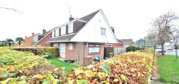 3 bed semi-detached house for sale