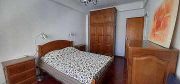 730867 - Quarto com cama de casal em...