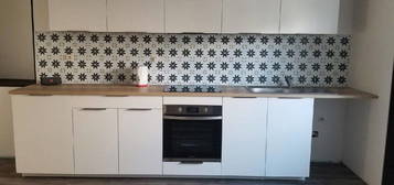 Loue appartement 51m2 Plumergat 530euros