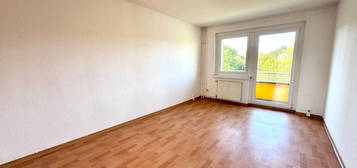 // Charmante 2 Zimmer Wohnung in Weinhübel mit Balkon // 1 Monat Kaltmietfrei + Kautionsfrei !!