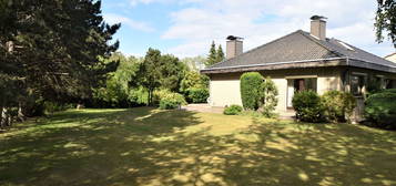 Vollunterkellerter Winkelbungalow in ruhiger Lage von Nordsteimke