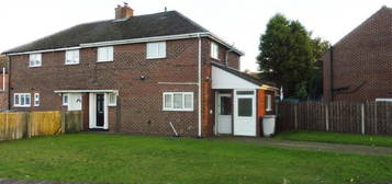 3 bedroom semi-detached house for sale