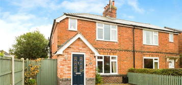 3 bed semi-detached house for sale