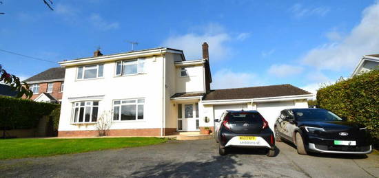 4 bedroom detached house