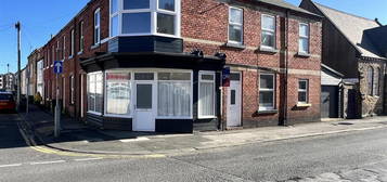 4 bed terraced house for sale