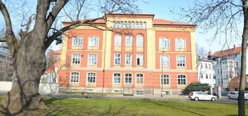 2 Raumwohnung in der alten Frauenklinik mit Wohnberechtigungsschein.