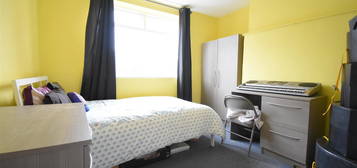 7 bed shared accommodation to rent