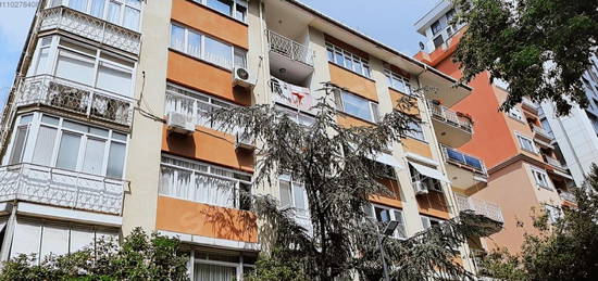 GÖZTEPE OYUNCAK MÜZESİNDE 90 M2 2+1 TEMİZ GİRİŞ DAİRE 37.000 TL