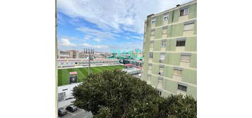 Apartamento T4 todo remodelado na Reboleira(Venteira)