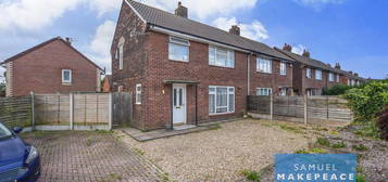 3 bedroom semi-detached house to rent