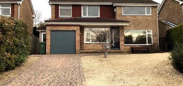 4 bedroom detached house to rent