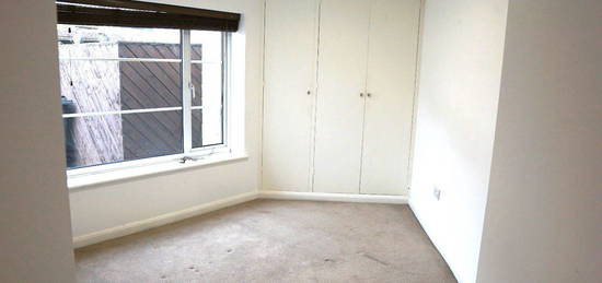 2 bed flat to rent