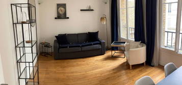 Studio meublé Paris 9 -  26 m²