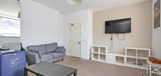 Flat to rent in Westgate Road, Newcastle Upon Tyne NE4