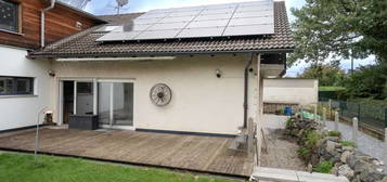 Charmante Erdgeschosswohnung mit Garten & Terrasse in Oberottmarshausen zu vermieten