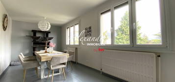 A VENDRE : SPACIEUX APPARTEMENT (99,58 m²) + TERRASSE