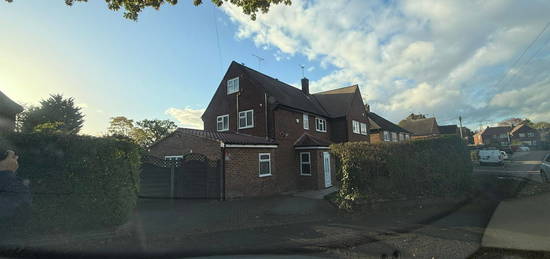 Detached house to rent in Caishowe Road, Borehamwood WD6