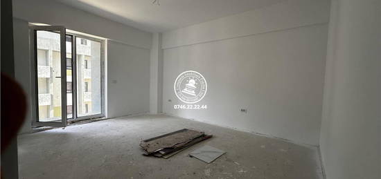 Apartament 2 Camere de Vanzare, 55mp - Pacurari