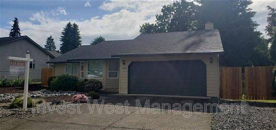 10409 NW 23rd Ave, Vancouver, WA 98685