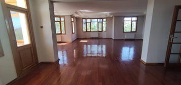 E.S. / CUMHURYET TE, 3+1, 230M2, 5. KAT HAVUZLU LX DARE