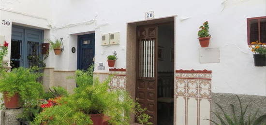 Casa adosada en venta en Cómpeta