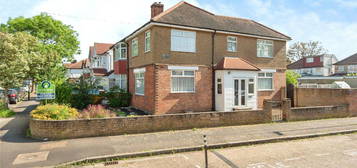 3 bed semi-detached house for sale