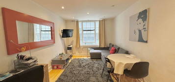 2 bed flat to rent