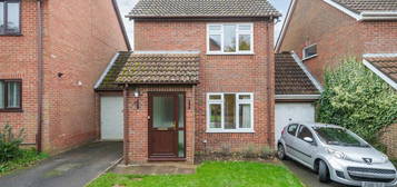 2 bedroom link detached house for sale