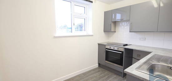 Flat to rent in Marholm Court, Marholm Road, Peterborough PE4