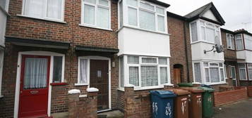 3 bed terraced house for sale