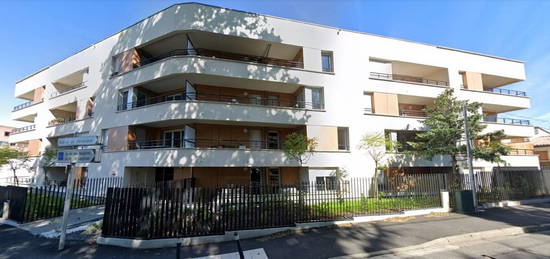 L'ORMEAU T3 59 M2 TERRASSE 2 PKG