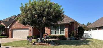 16721 Tonka Trl, Edmond, OK 73012