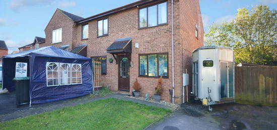 2 bedroom semi-detached house for sale