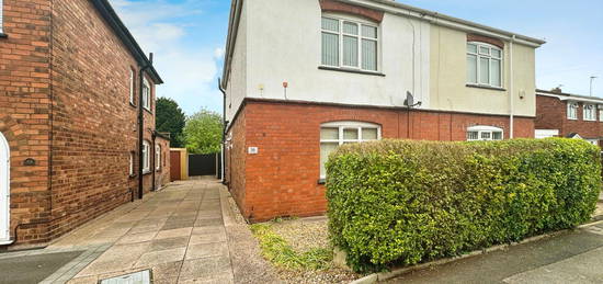 2 bed semi-detached house for sale