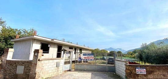 Casa Indipendente con Terreno di circa 4000 metri