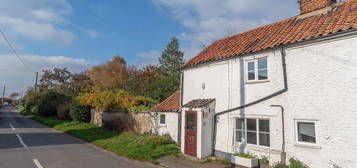 1 bed semi-detached house for sale