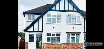 3 bedroom semi-detached house