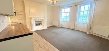 2 bed flat to rent